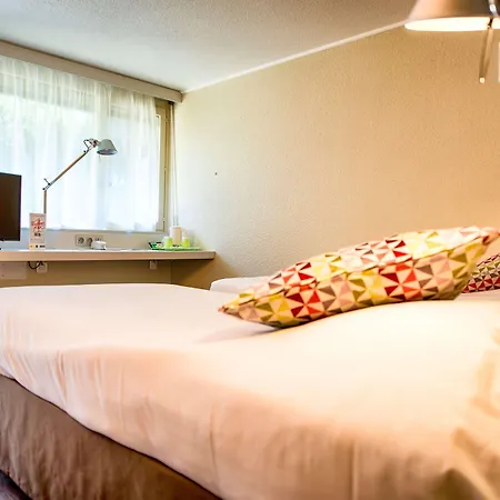 Campanile Deauville Saint-arnoult Otel 3*