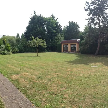 Campanile Deauville Saint-arnoult מלון 3*