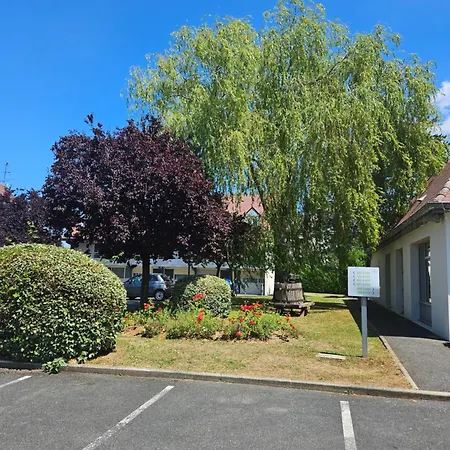 Hotel Campanile Deauville Saint-arnoult