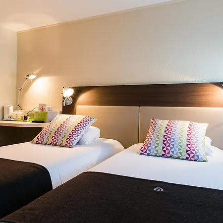 מלון Campanile Deauville Saint-arnoult 3*